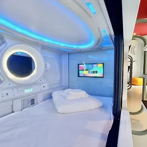  Kapselhotel Atypicap Capsule Spanien